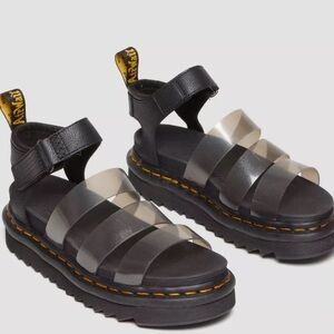 BRAND NEW NEVER WORN DR MARTENS BLAIRE SANDALS